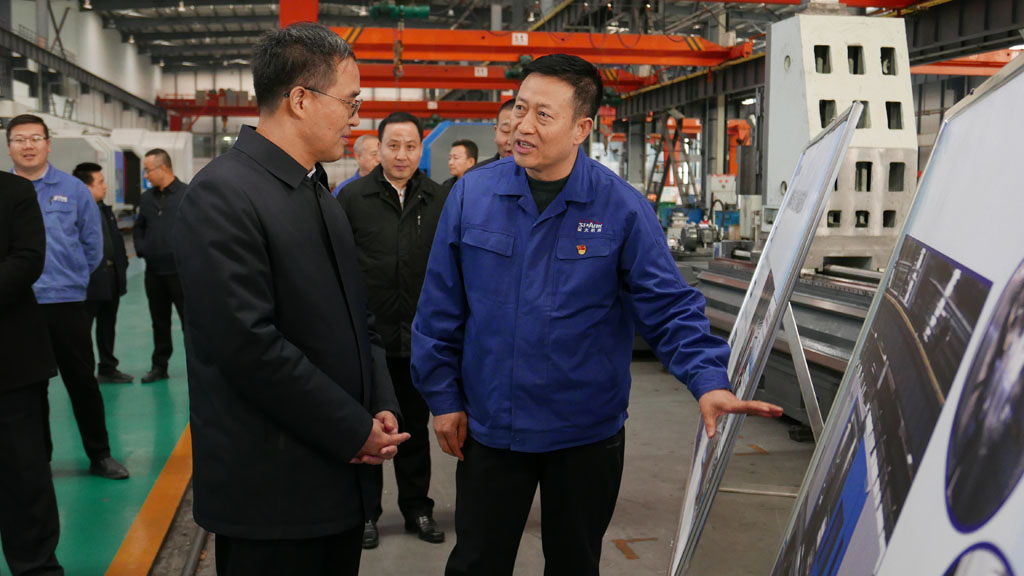 甘肅省委常委、政法委書記劉長根深入包聯(lián)企業(yè)星火機(jī)床公司調(diào)研
